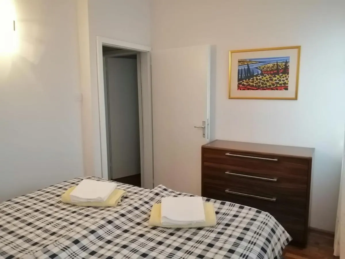 Apartment Serenity Now Krk Town